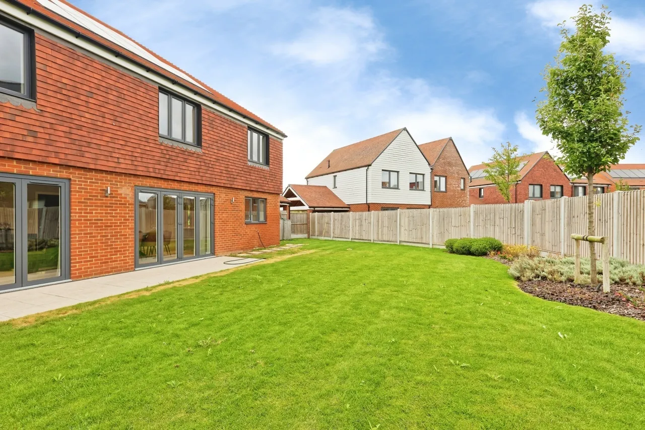 The Peony, Chestfield, Whitstable, Kent, CT5, photo 28