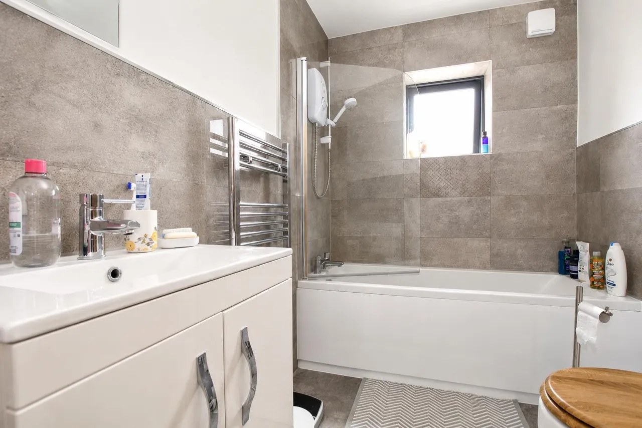 Waterford Lane, Cherry Willingham, LN3, photo 16
