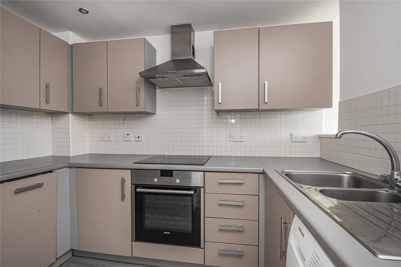 Phoenix Way, Wandsworth, photo 12