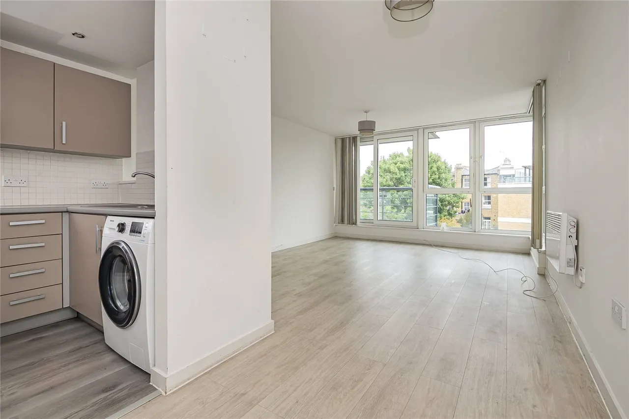 Phoenix Way, Wandsworth, photo 13