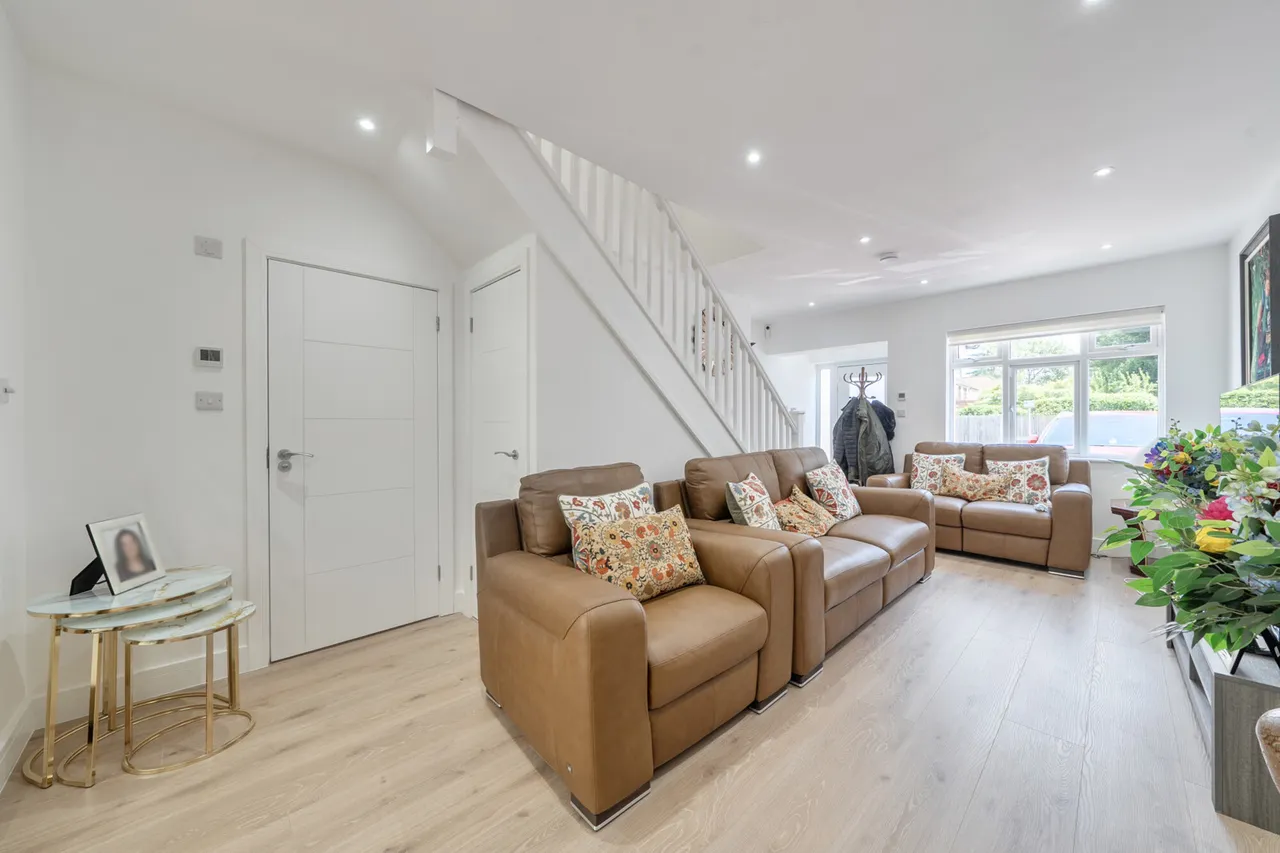 Avenue Road, Pinner, HA5, photo 7