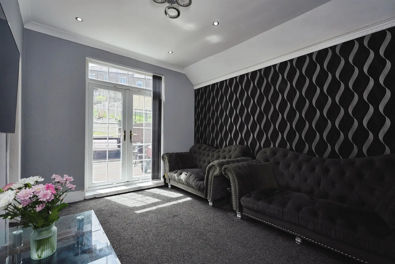 Hollingwood Mount, Bradford, BD7, photo 4