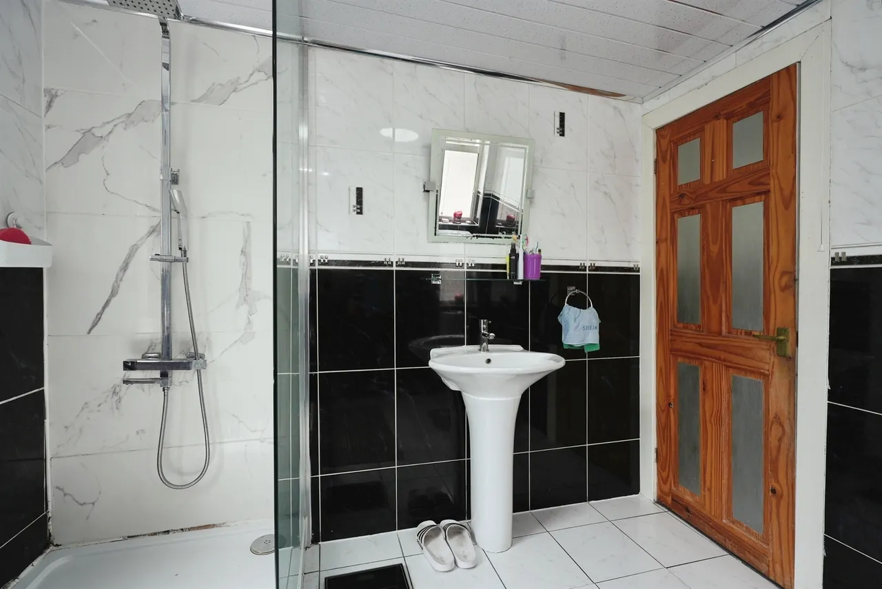Hollingwood Mount, Bradford, BD7, photo 14