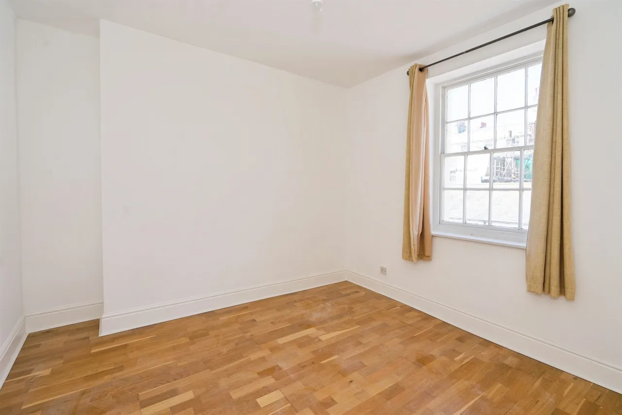 Lower Market Street, Hove, photo 9