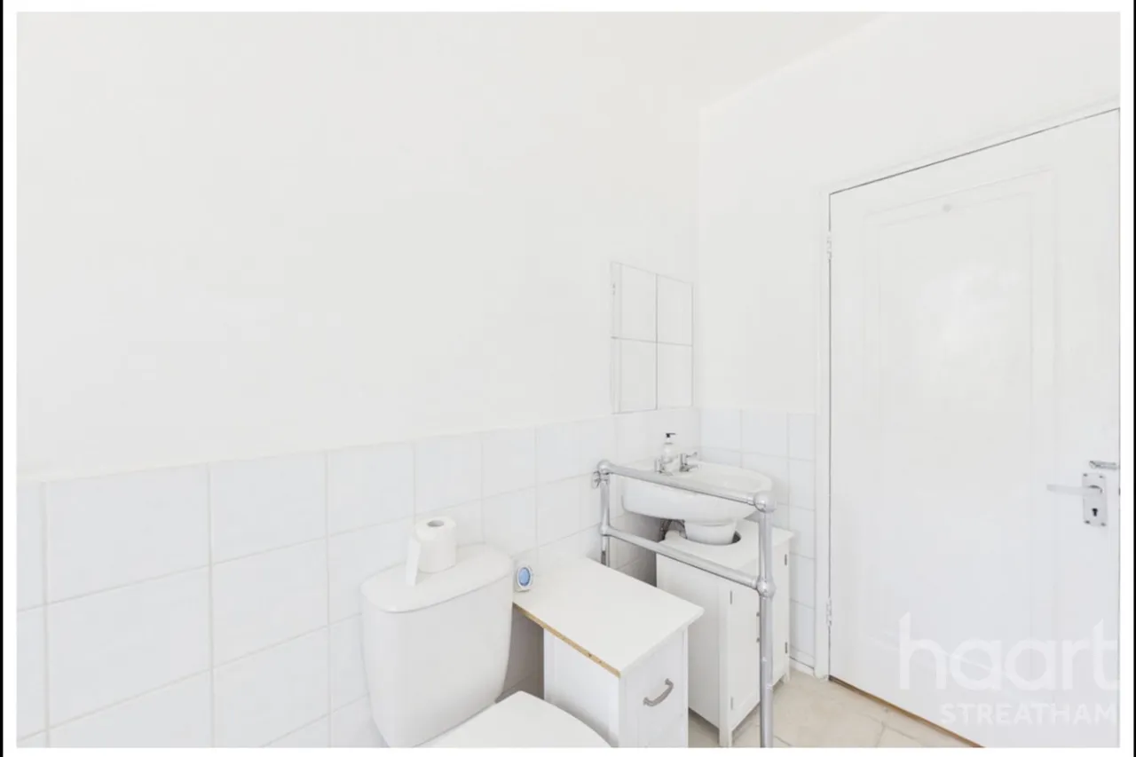Wavertree Court Streatham Hill, SW2, photo 19