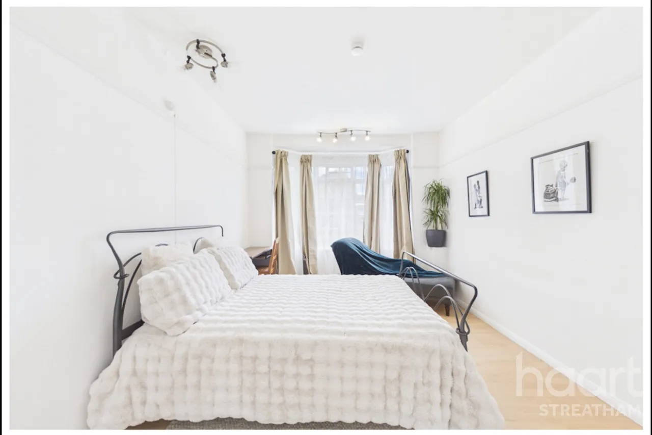 Wavertree Court Streatham Hill, SW2, photo 15