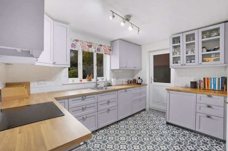 Beadle Avenue, Rochdale OL12 9RN, photo 3