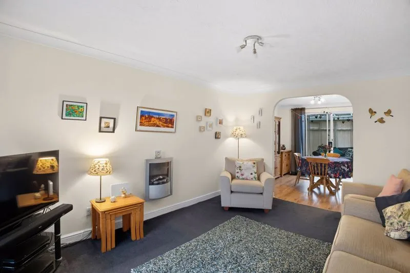 Beadle Avenue, Rochdale OL12 9RN, photo 5