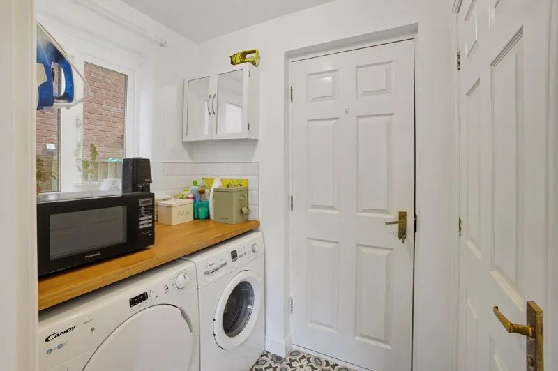 Beadle Avenue, Rochdale OL12 9RN, photo 9