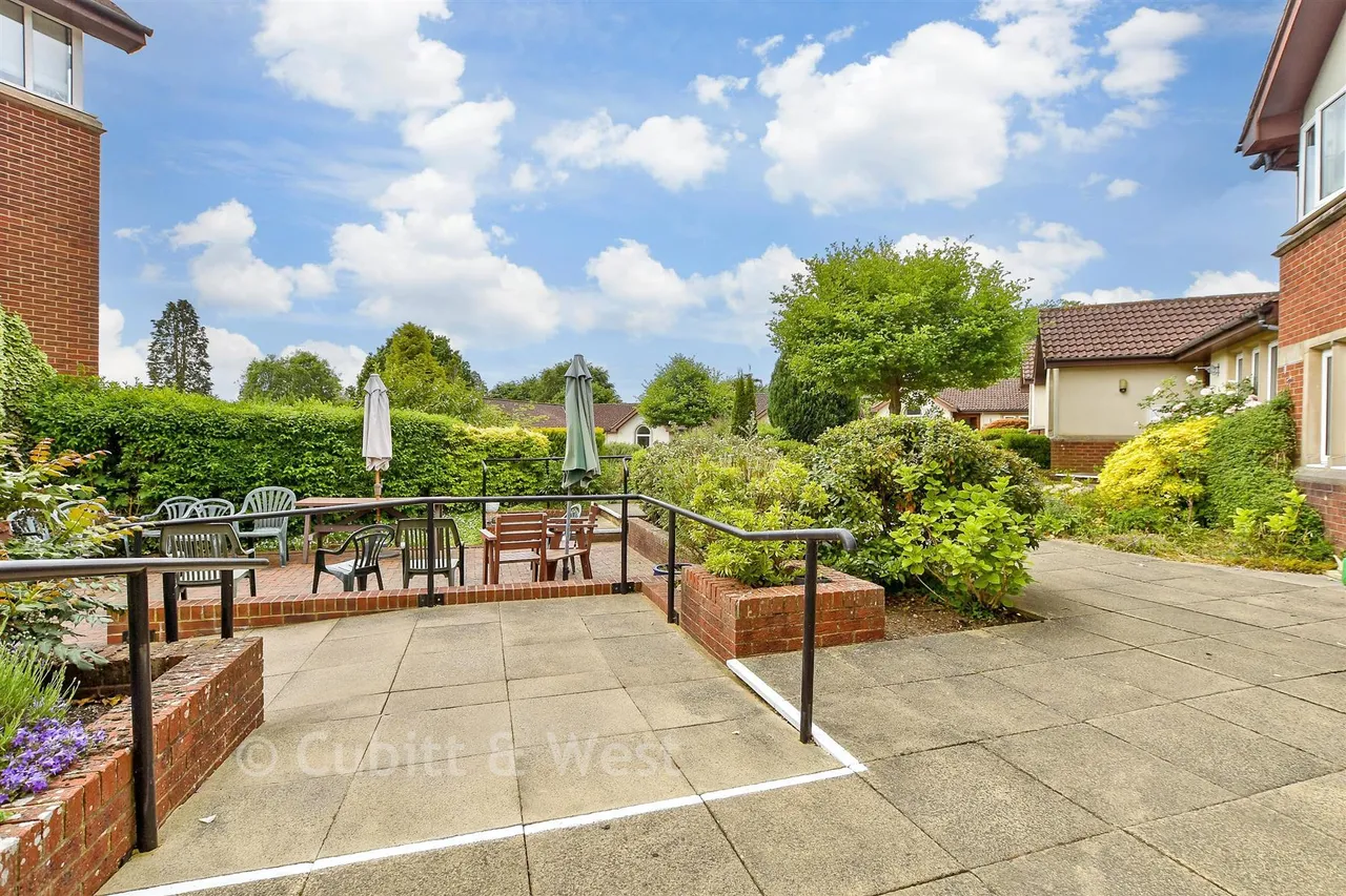 Alma Road, Reigate, RH2, photo 12