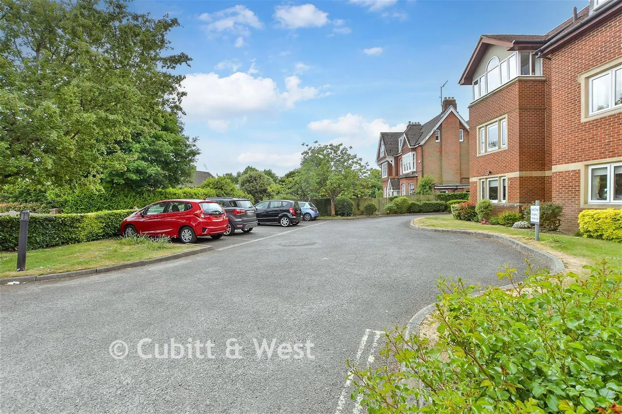 Alma Road, Reigate, RH2, photo 10