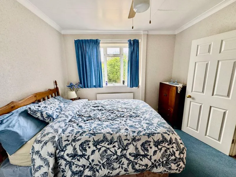 Lower Ridge, Bourne End SL8 5BL, photo 7