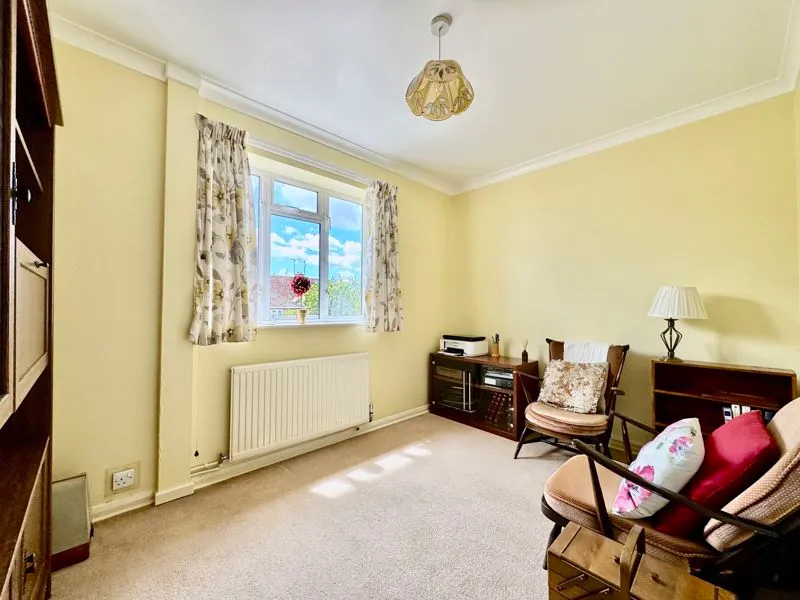 Lower Ridge, Bourne End SL8 5BL, photo 8