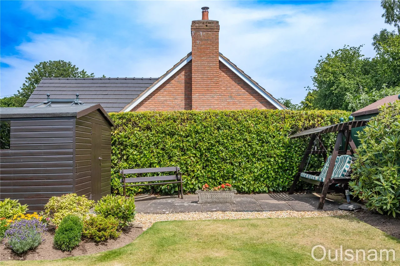 Firs Close, Marlbrook, Bromsgrove, Worcestershire, B60 1DR, photo 27