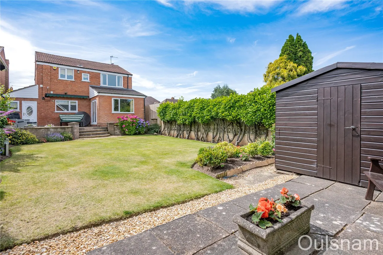 Firs Close, Marlbrook, Bromsgrove, Worcestershire, B60 1DR, photo 2