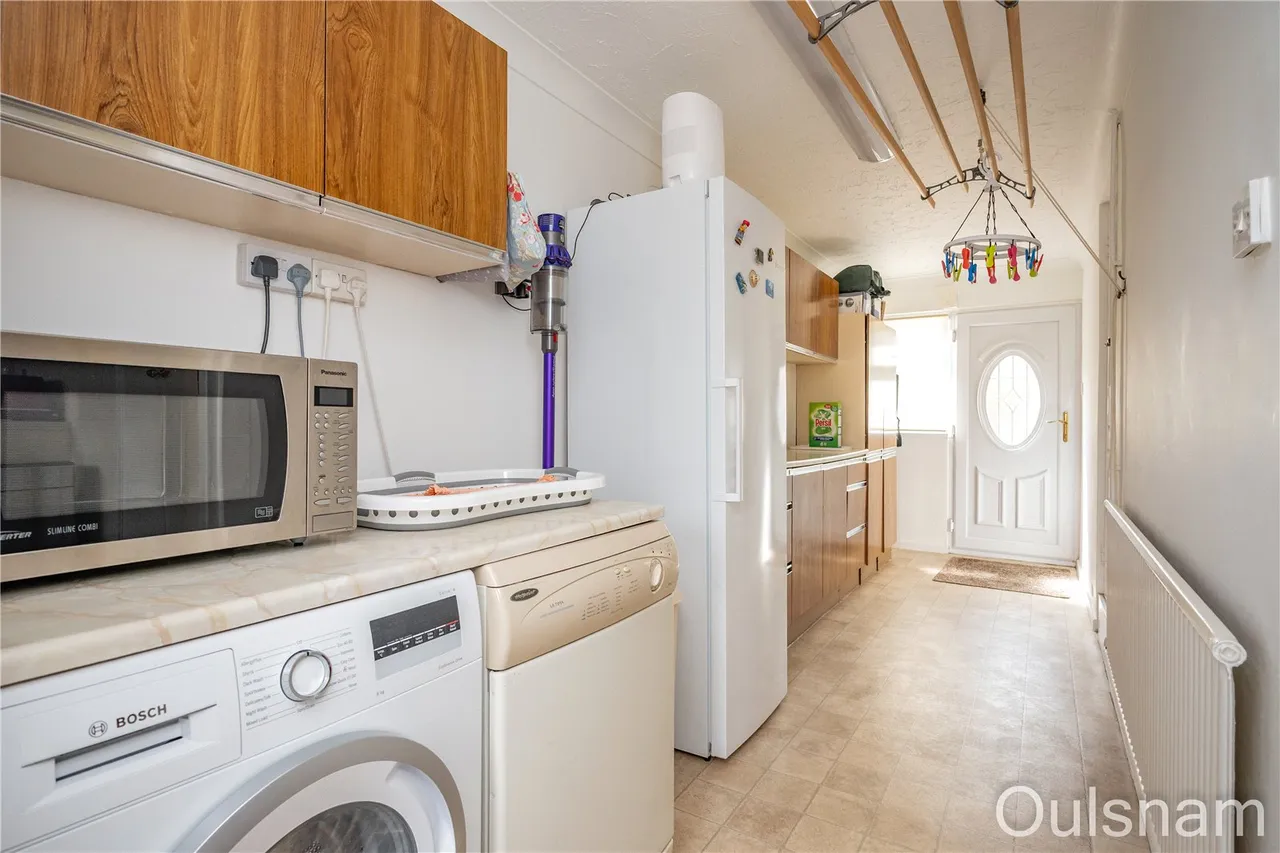 Firs Close, Marlbrook, Bromsgrove, Worcestershire, B60 1DR, photo 12