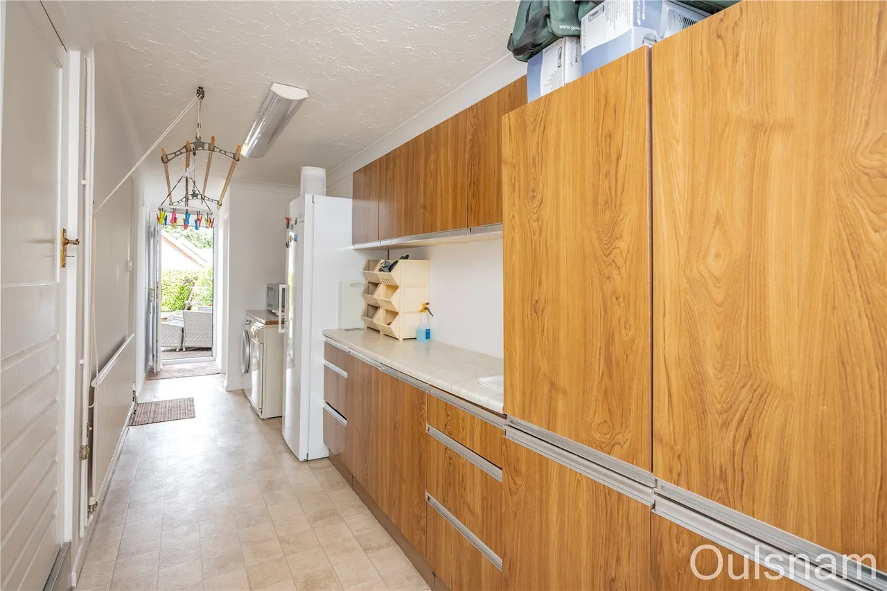 Firs Close, Marlbrook, Bromsgrove, Worcestershire, B60 1DR, photo 13