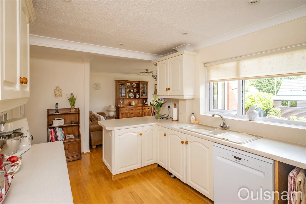 Firs Close, Marlbrook, Bromsgrove, Worcestershire, B60 1DR, photo 10