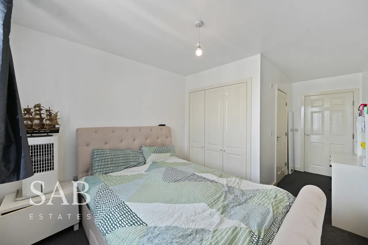 Waxlow Way, Northolt, UB5, photo 6