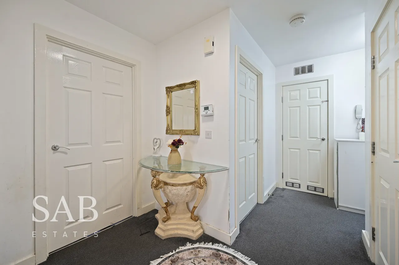Waxlow Way, Northolt, UB5, photo 5