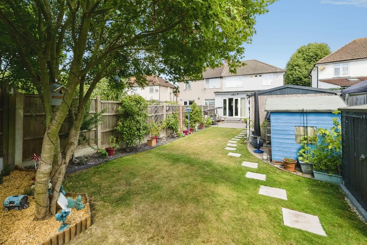 Lancaster Drive, Hornchurch, RM12, photo 20