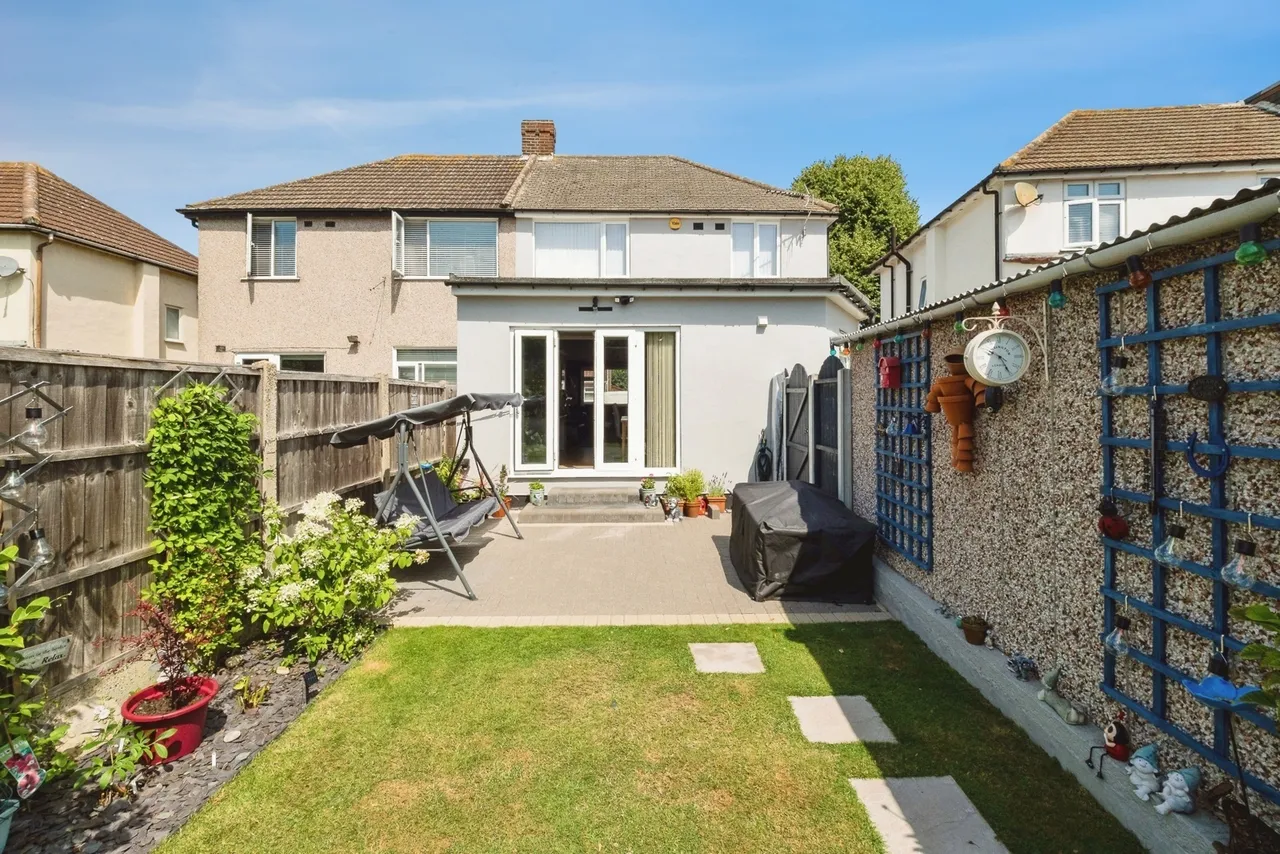 Lancaster Drive, Hornchurch, RM12, photo 18