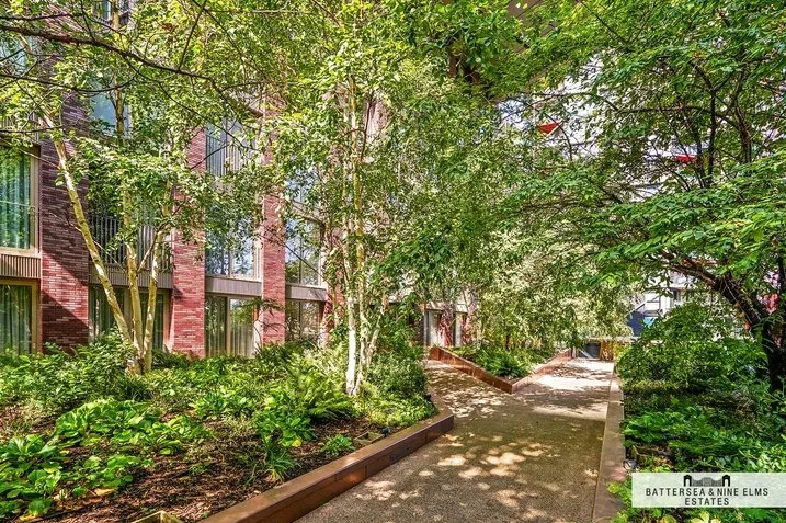 Embassy Gardens, SW11, photo 17