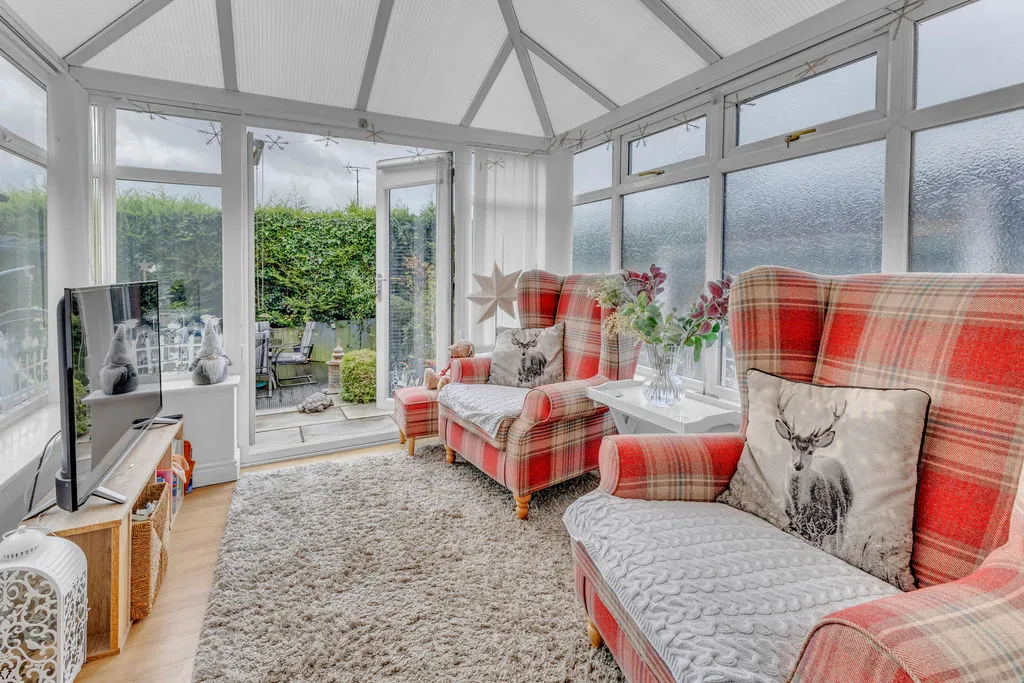 Harland Way, Rochdale OL12 7GQ, photo 9