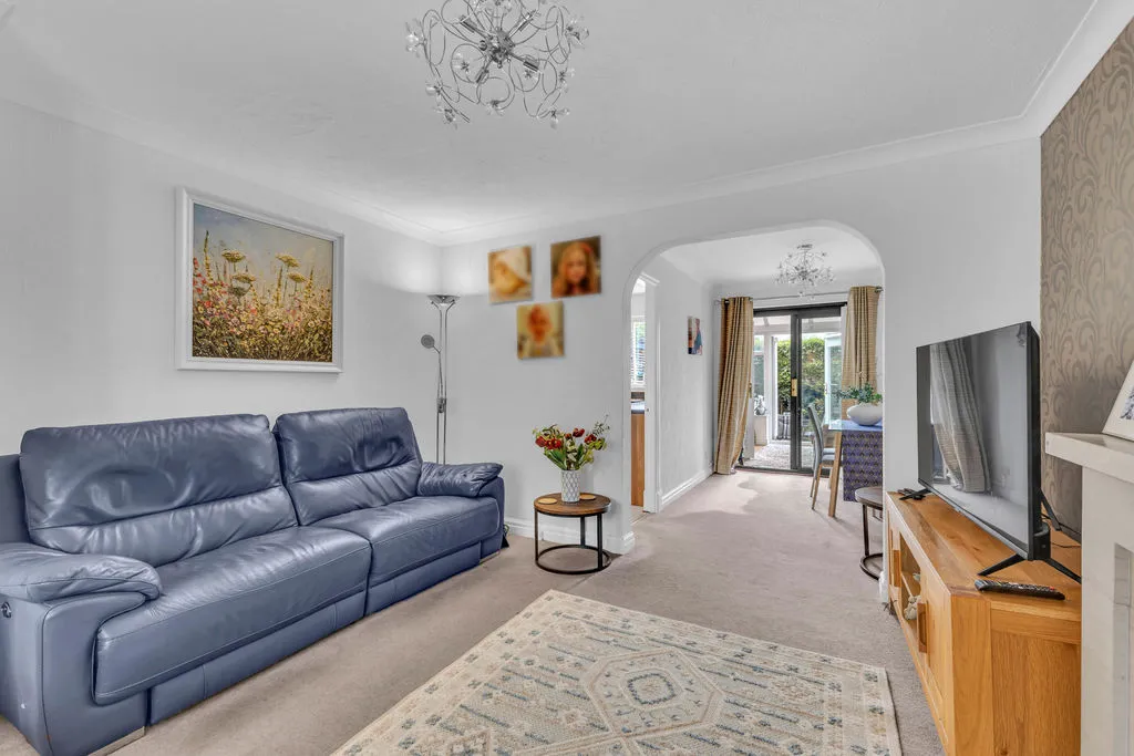 Harland Way, Rochdale OL12 7GQ, photo 4