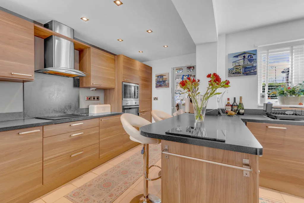 Harland Way, Rochdale OL12 7GQ, photo 12