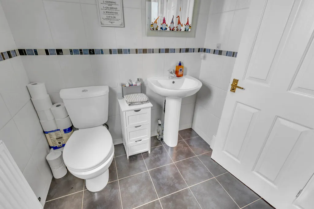 Harland Way, Rochdale OL12 7GQ, photo 23
