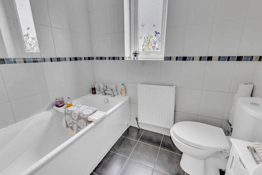 Harland Way, Rochdale OL12 7GQ, photo 22