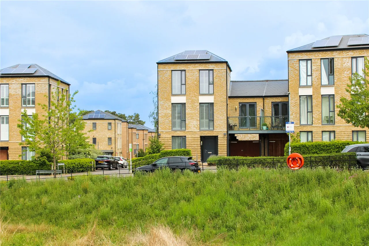 Crawford Crescent, Coulsdon, CR5, photo 14
