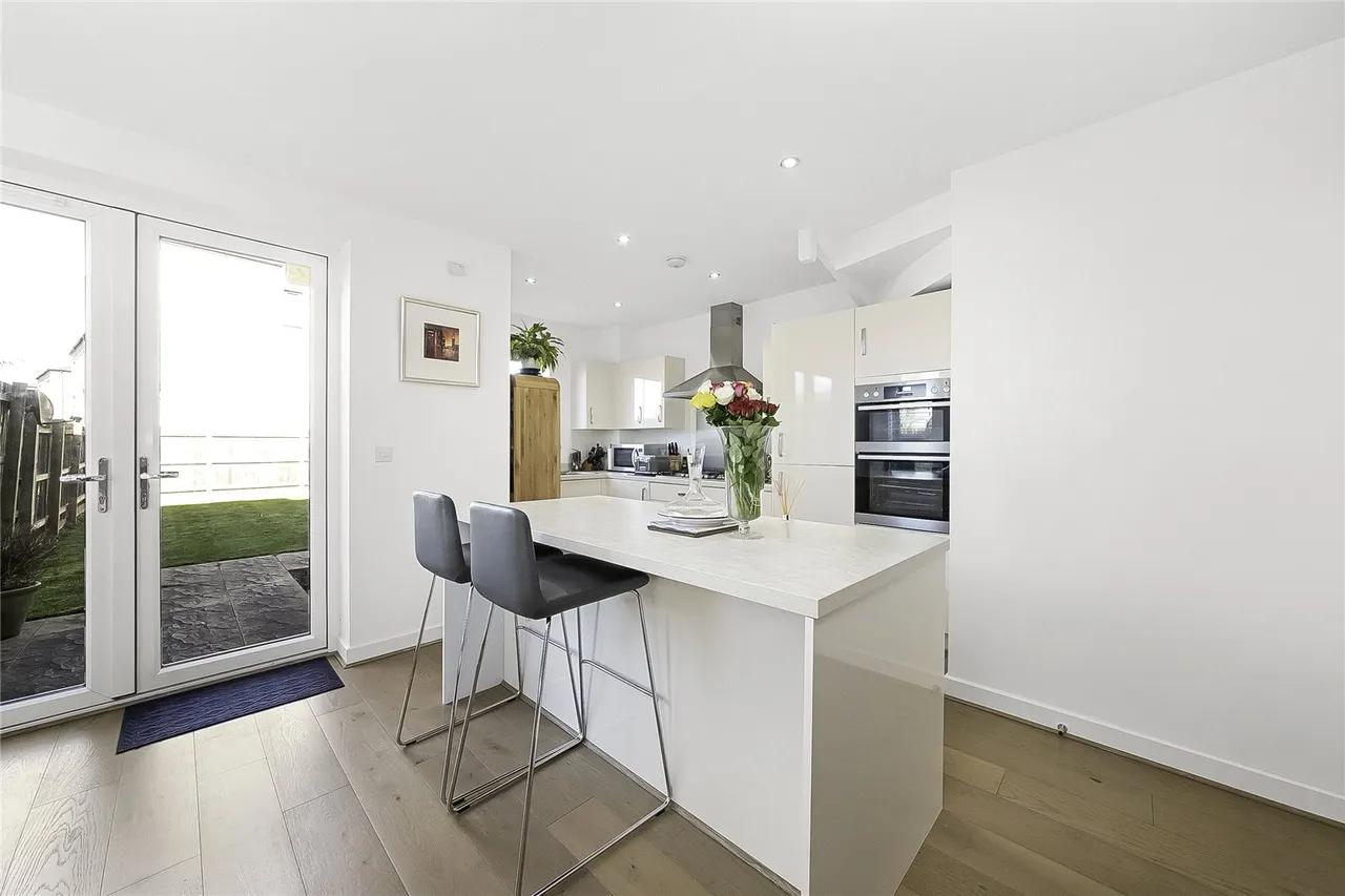 Crawford Crescent, Coulsdon, CR5, photo 4