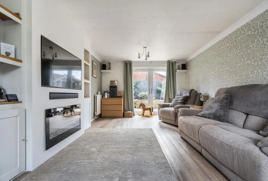 Millers Drive, Bristol, BS30, photo 3