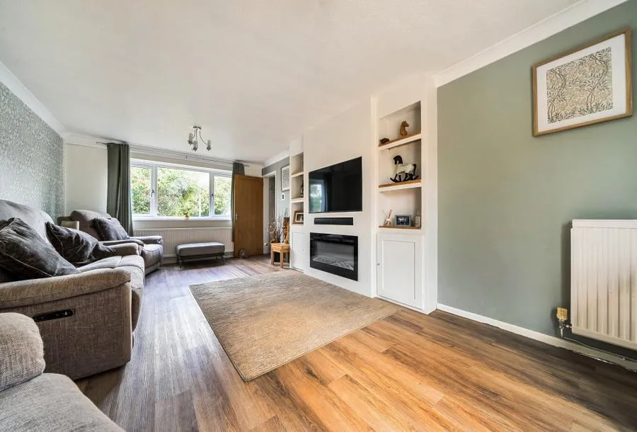 Millers Drive, Bristol, BS30, photo 2