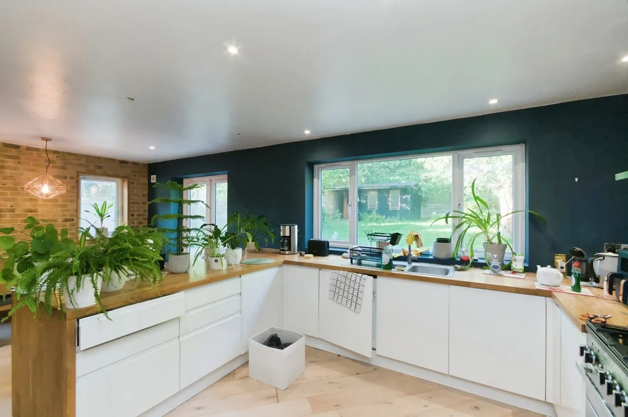Whitehawk Road, Brighton, BN2, photo 4
