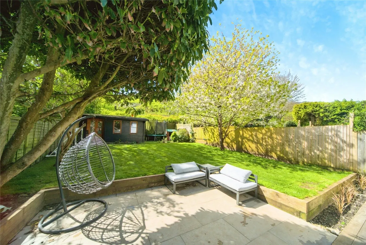 3 bed house for sale, Whitehawk Road, Brighton, BN2