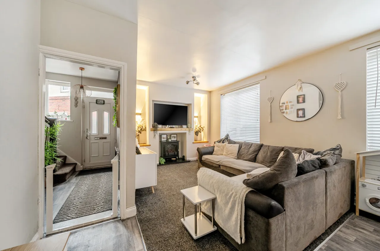 Cow Lane, Ryhill, WF4, photo 17