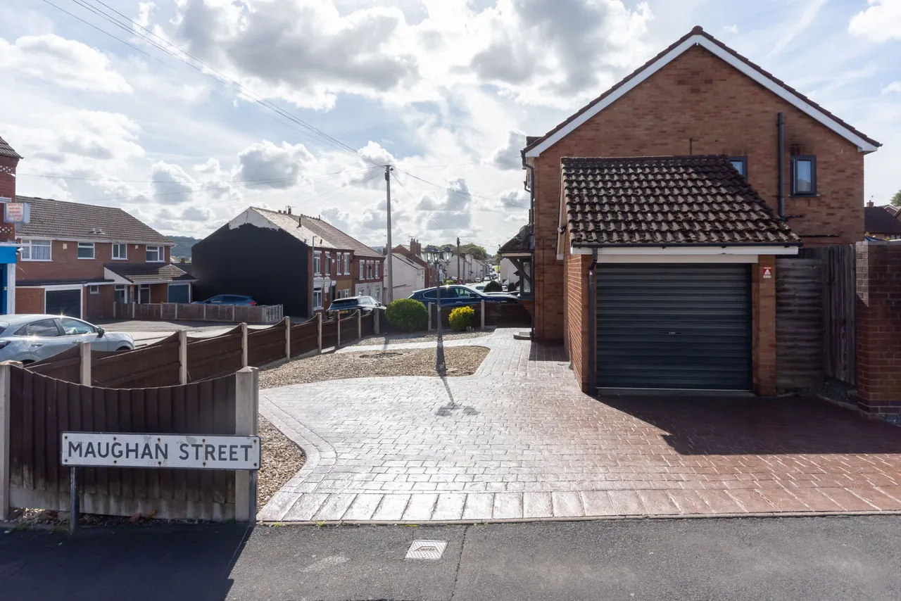 New Street, Quarry Bank, DY5, photo 28