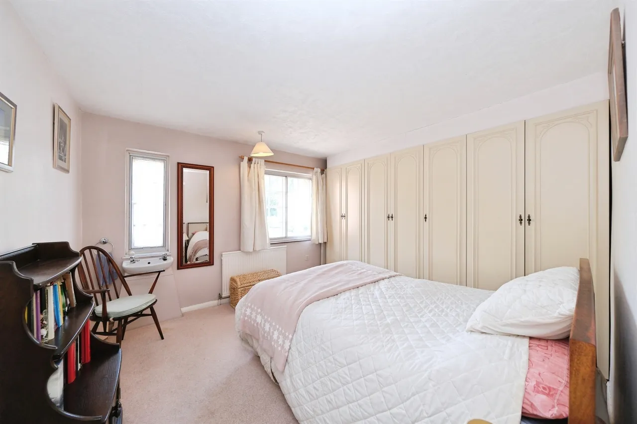 Castle Street, Melbourne, DE73, photo 11