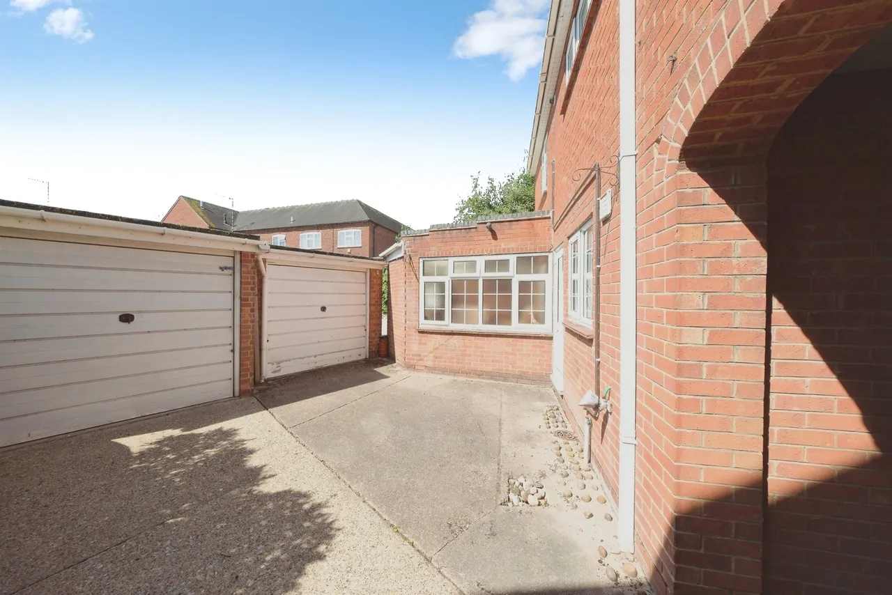 Castle Street, Melbourne, DE73, photo 19