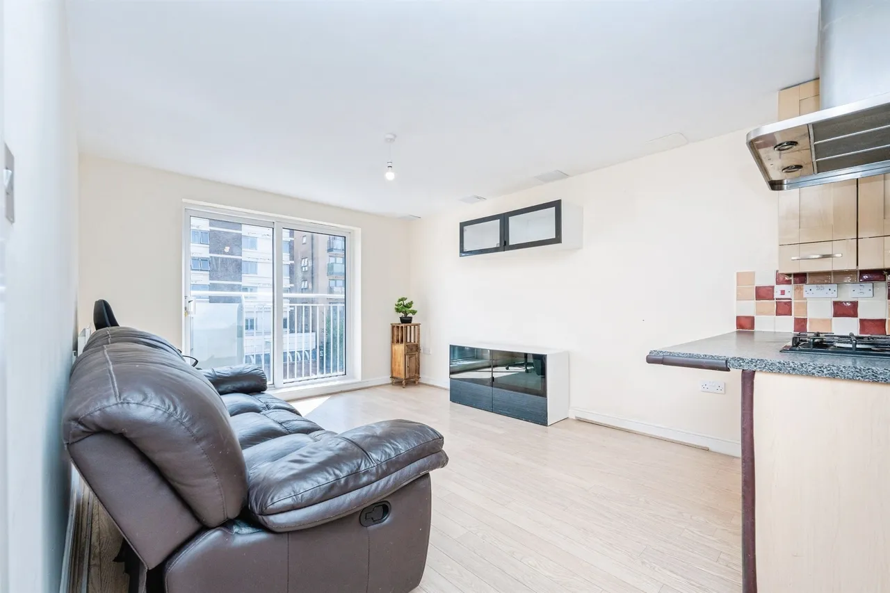 Malden Road, Watford, photo 5
