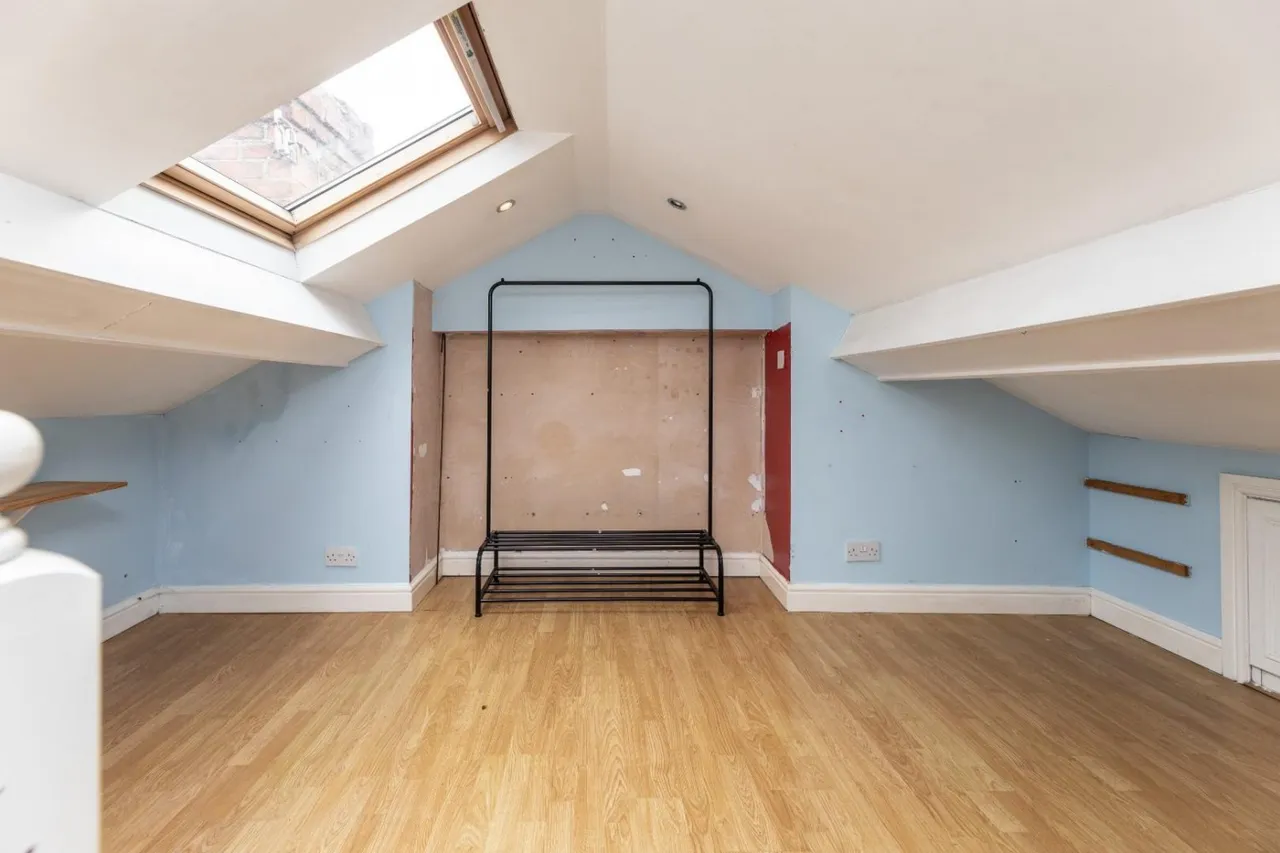 Smawthorne Avenue, Castleford, West Yorkshire, photo 10