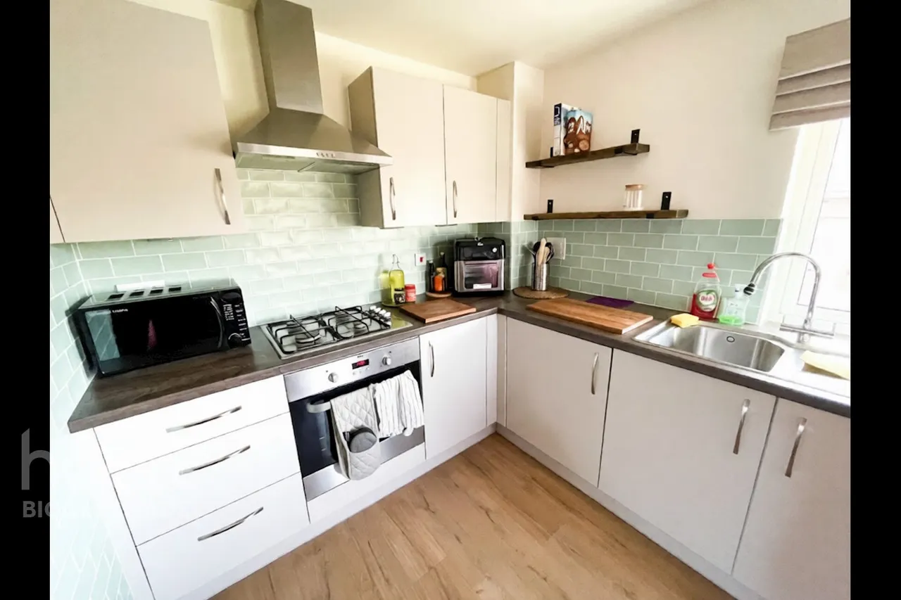 Belpaire Close, Lower Stondon, SG16, photo 5