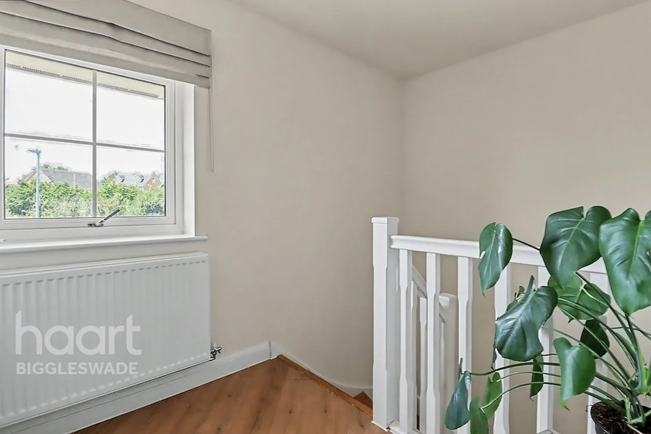 Belpaire Close, Lower Stondon, SG16, photo 7