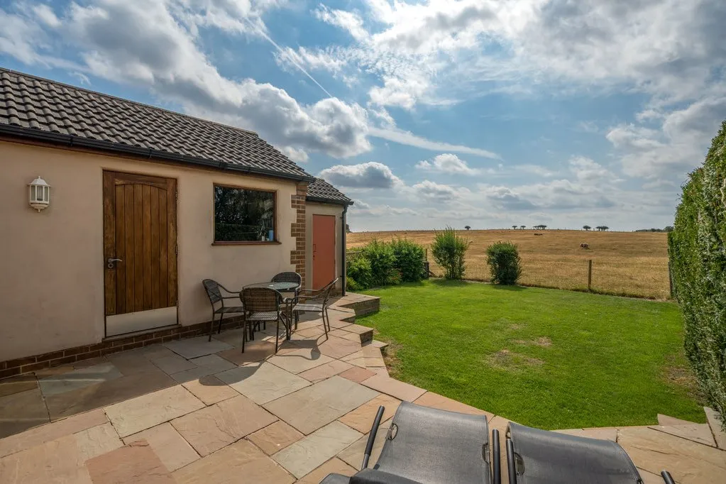 Craven Lane, Gomersal BD19 4QU, photo 16