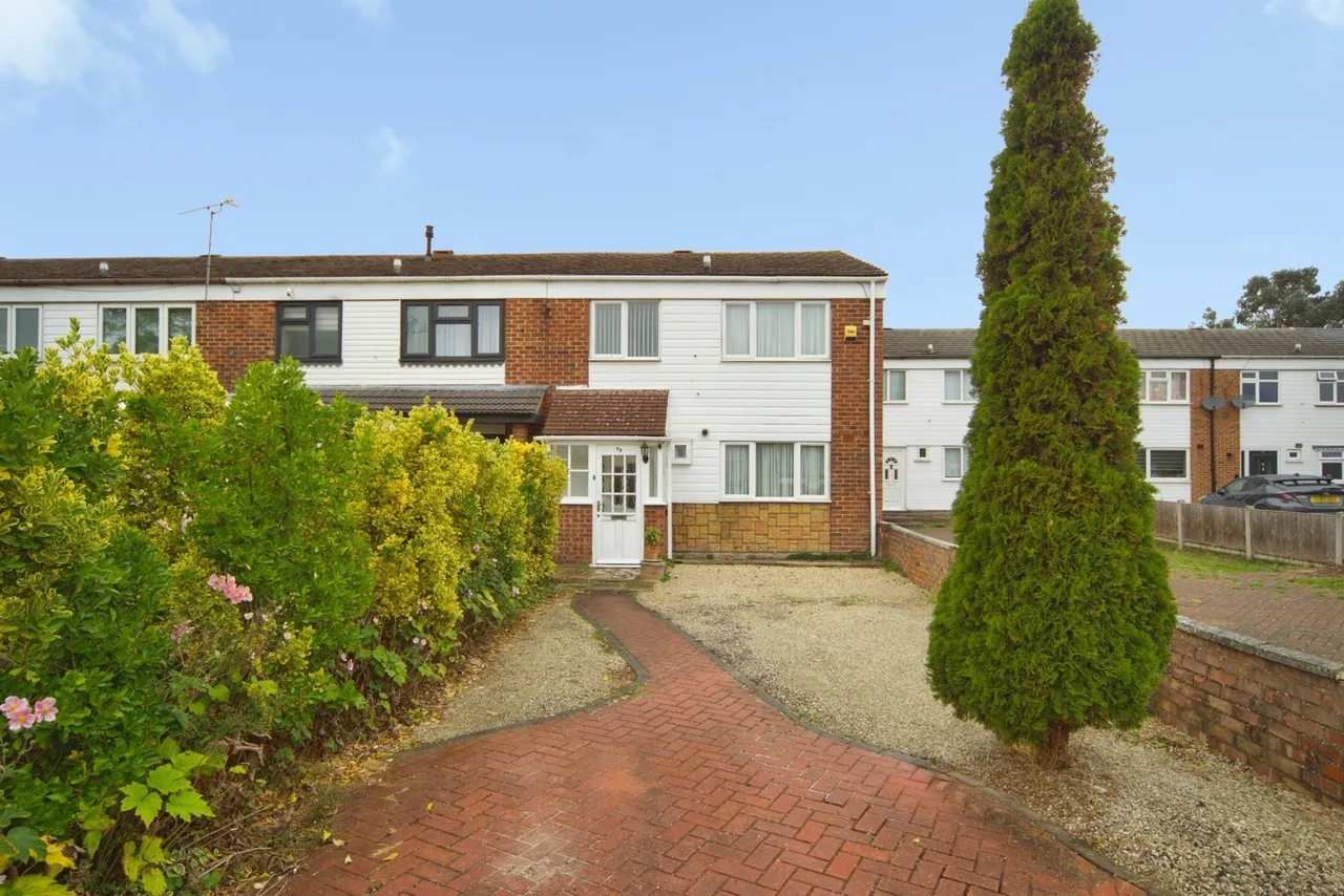 3 bed house for sale, Keats Avenue, Romford, RM3