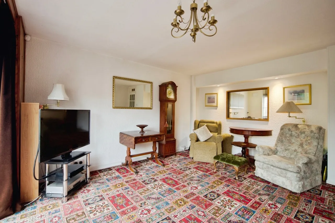 Keats Avenue, Romford, RM3, photo 10