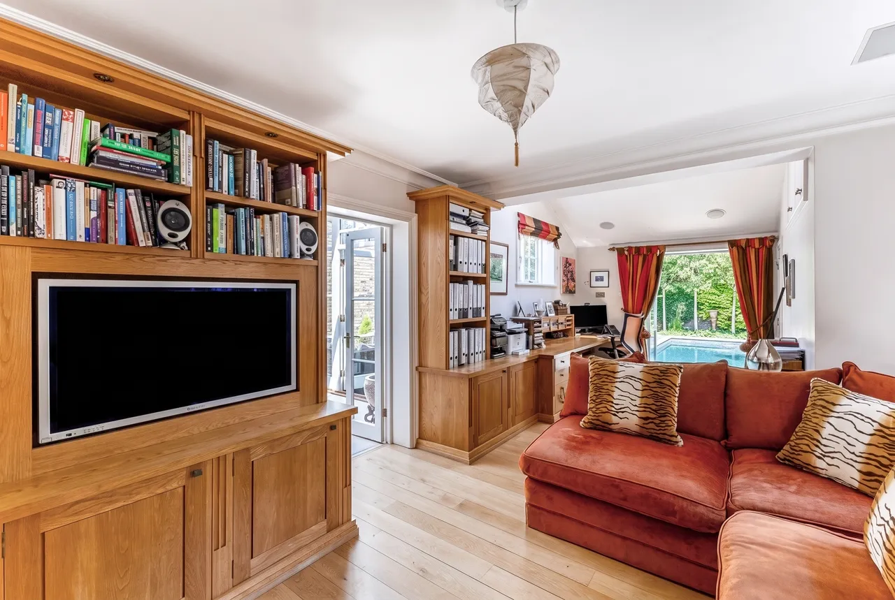 Lingfield Road, Wimbledon, South West London, photo 11